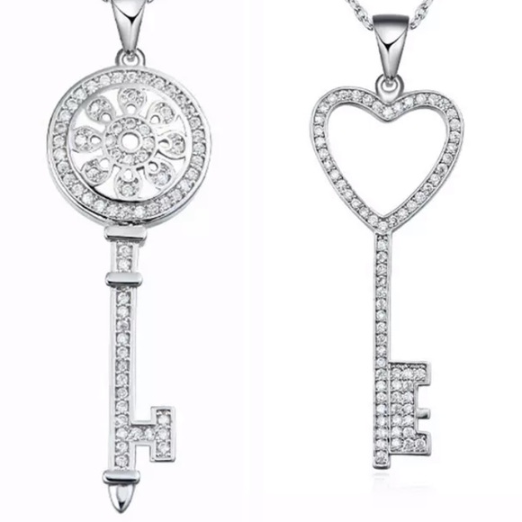HEART KEY ♡ Cubic Zirconia Necklace GIFT - Picture 6 of 10